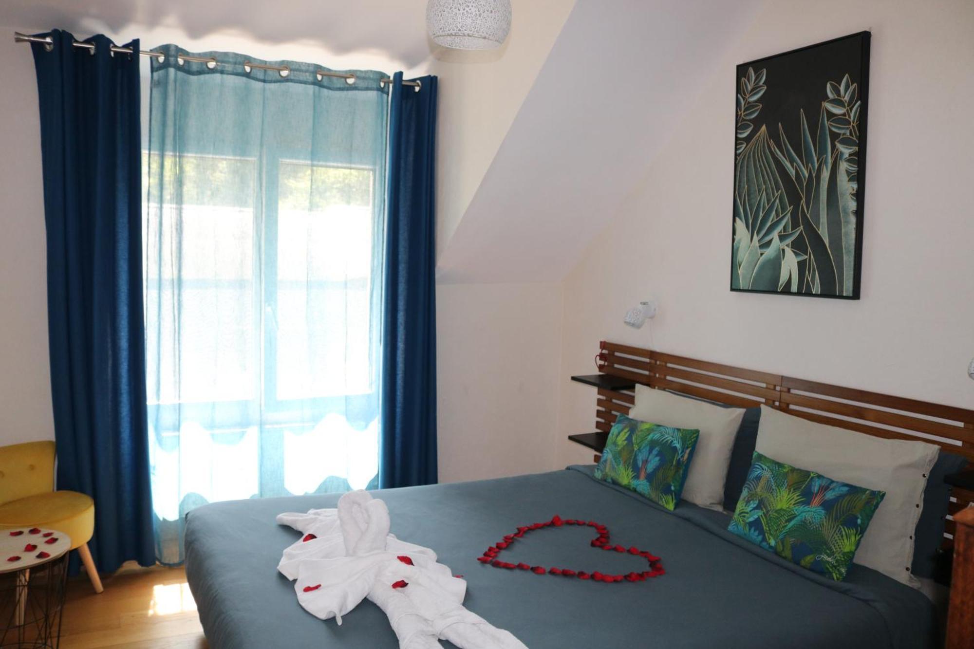 L'Autre Monde Chambres D'Hotes (Adults Only) Faverolles  Dış mekan fotoğraf